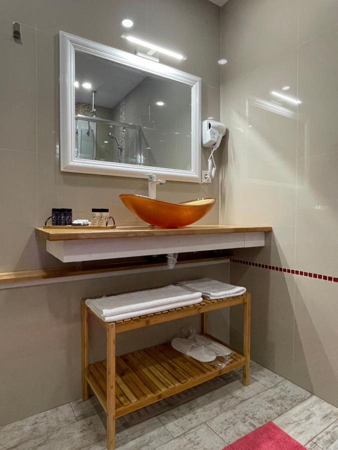 شقة Voyage Cubic Adults Only سيبيو المظهر الخارجي الصورة